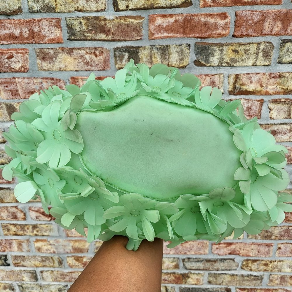 Juicy Couture Flower Beach Bag - Picture 6 of 9